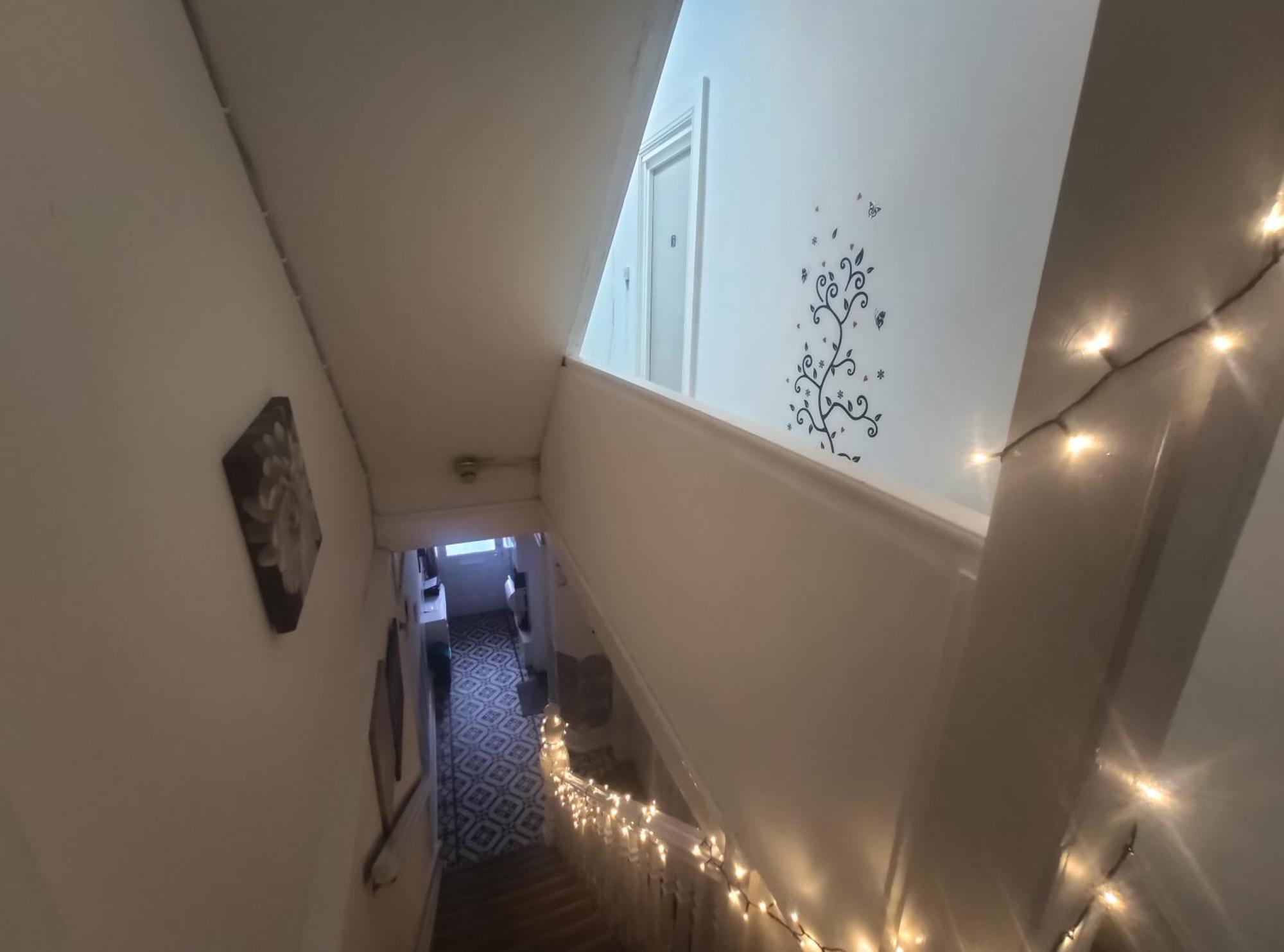 Serene 1 Bedroom Flat In Roath カーディフ エクステリア 写真